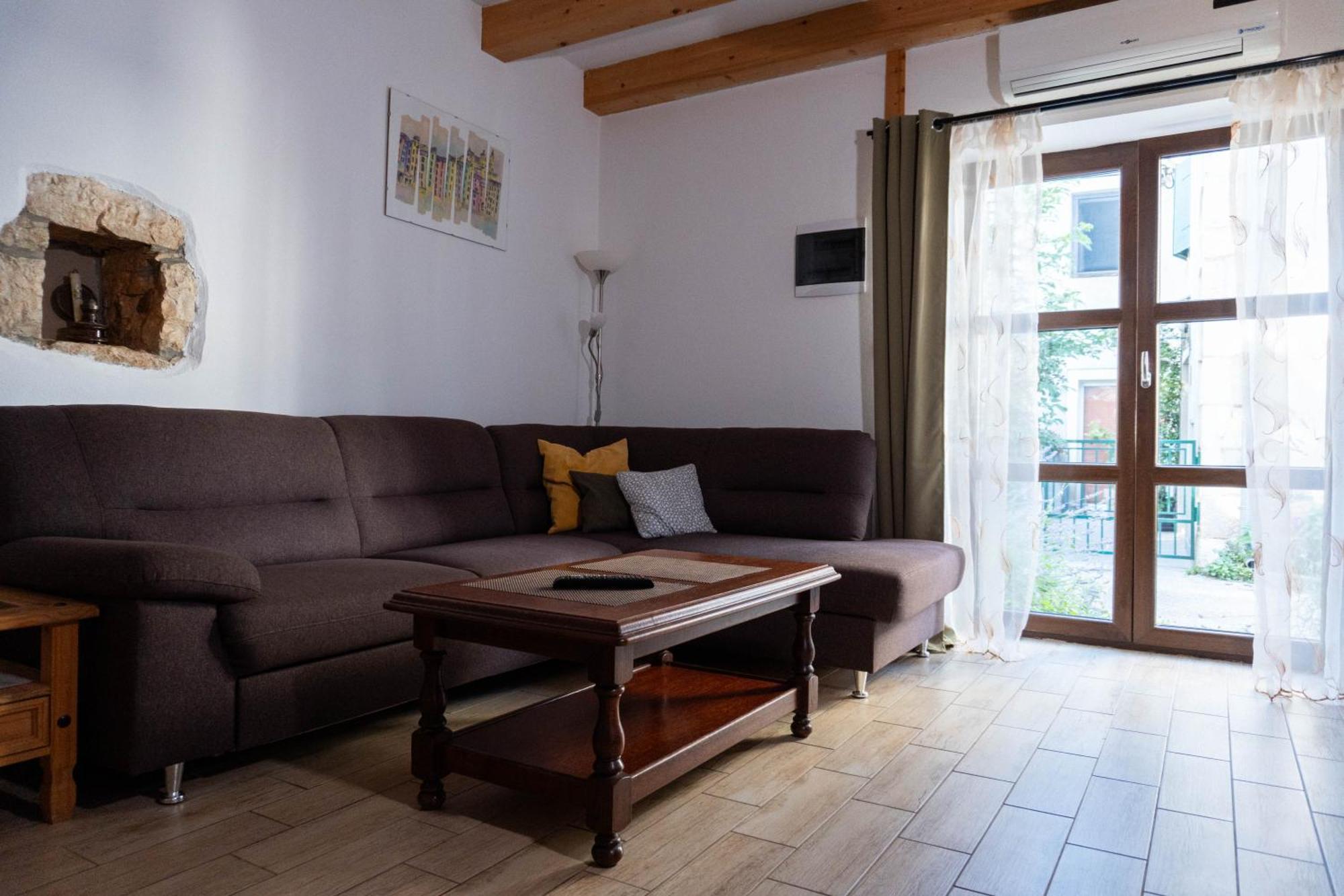 Apartment Deborah クルニカ エクステリア 写真